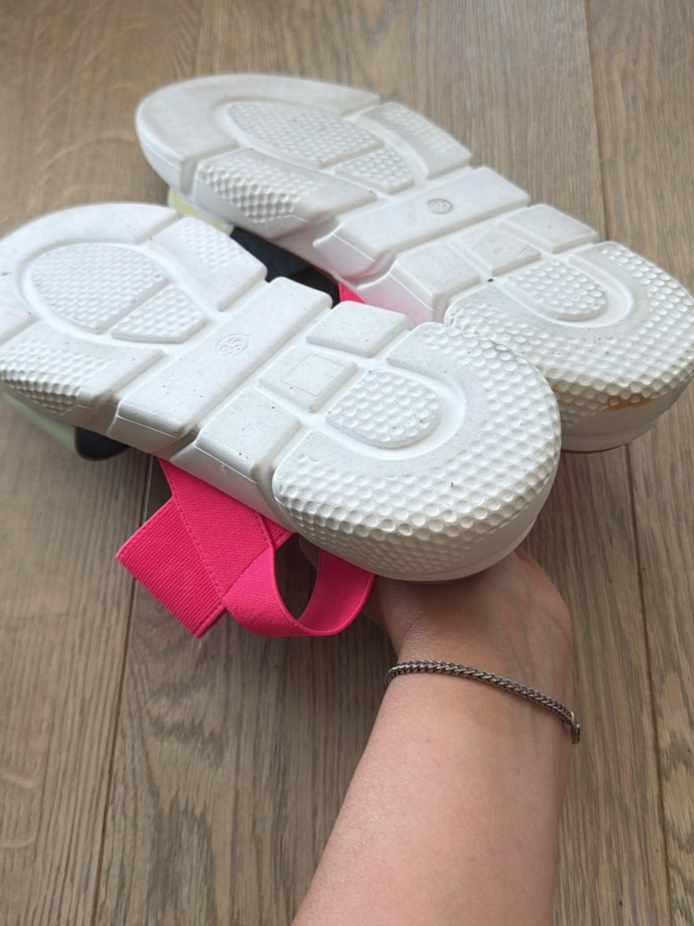 Brand New Dirty Laundry Hot Pink Sandals with Iridescent Rainbow Strap - Picture 5 of 7